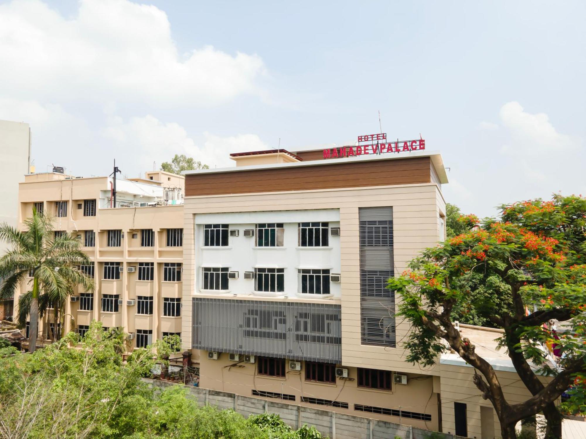 Hotel Mahadev Palace Deoghar Kültér fotó