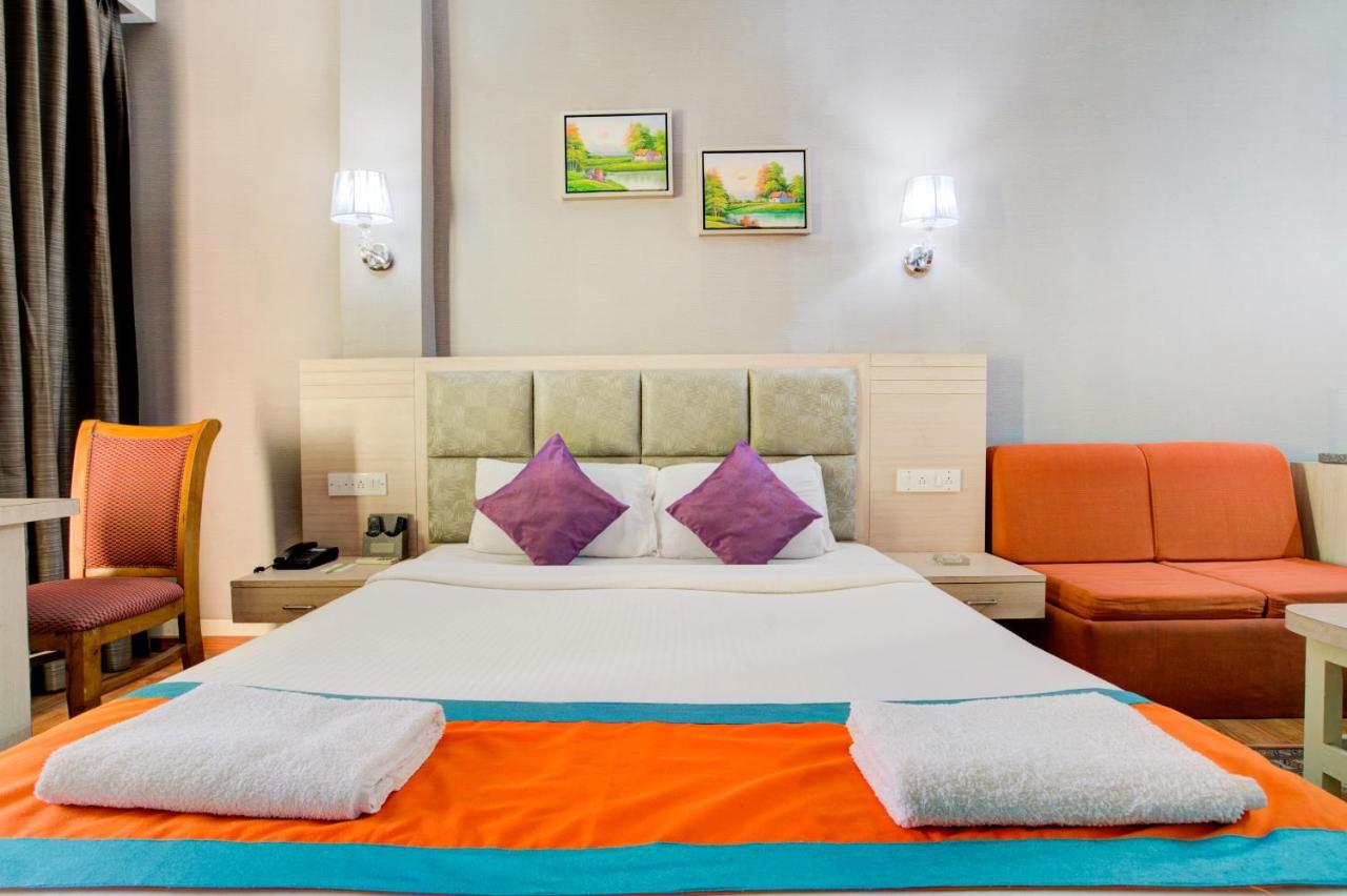Hotel Mahadev Palace Deoghar Kültér fotó
