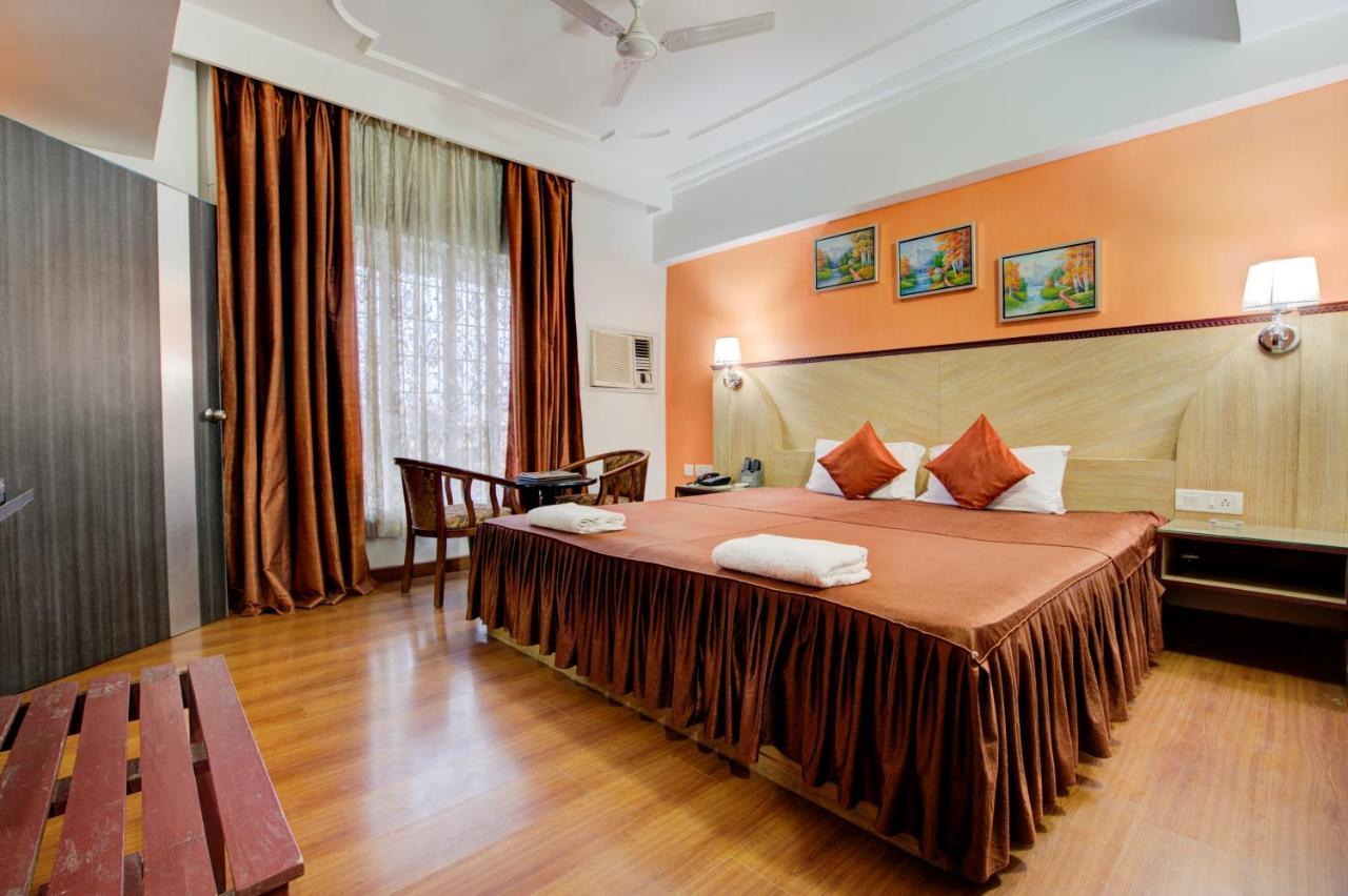 Hotel Mahadev Palace Deoghar Kültér fotó